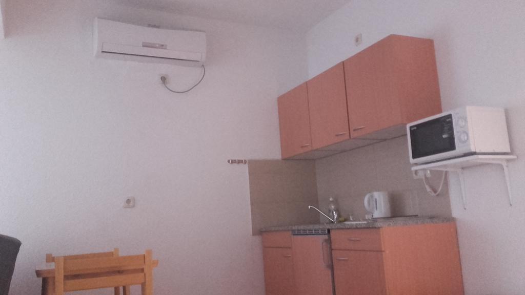 Apartment Pavlesic Слуни Экстерьер фото